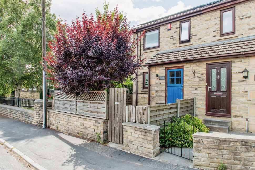 Main image of 3 bedroom Semi Detached House to rent, Keir Hardie Close, Liversedge, West Yorkshire, WF15