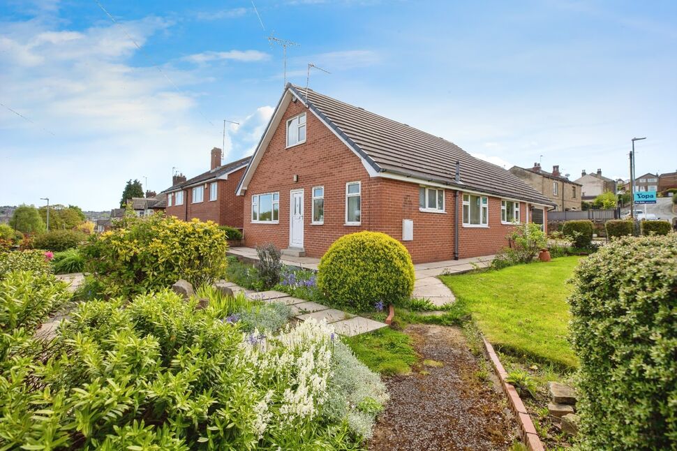 Main image of 3 bedroom Detached House for sale, Cornmill Lane, Liversedge, West Yorkshire, WF15