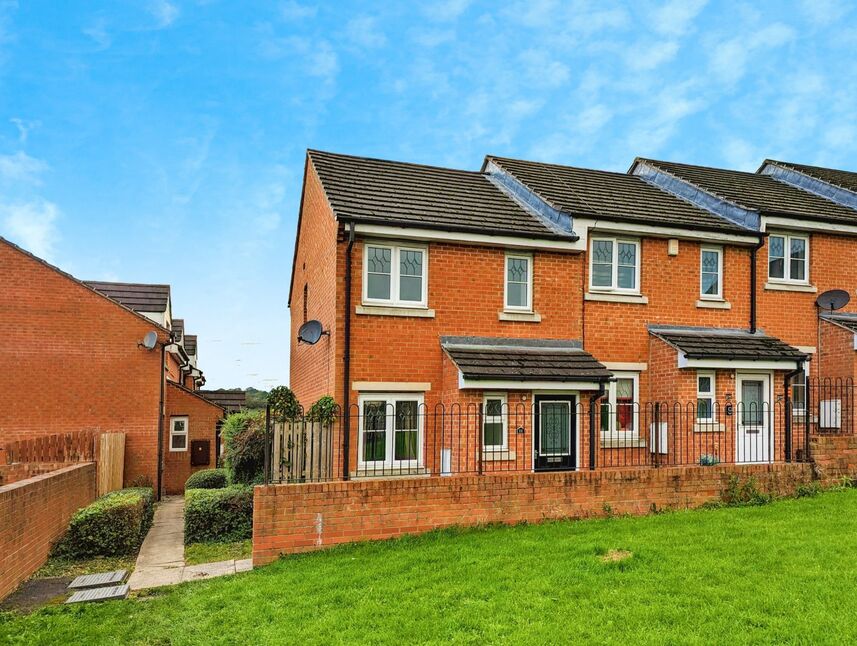 Main image of 2 bedroom End Terrace House to rent, Bream Avenue, Cleckheaton, West Yorkshire, BD19