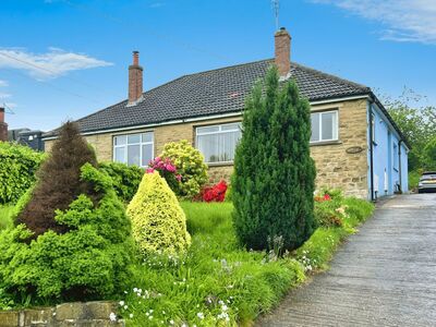 2 bedroom Semi Detached Bungalow for sale