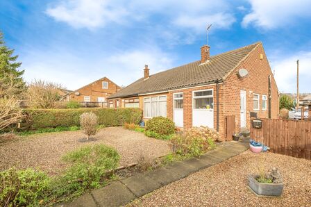 2 bedroom Semi Detached Bungalow for sale