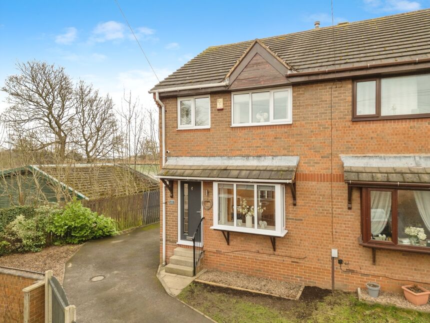 Main image of 3 bedroom Semi Detached House for sale, Ferncroft, Liversedge, West Yorkshire, WF15