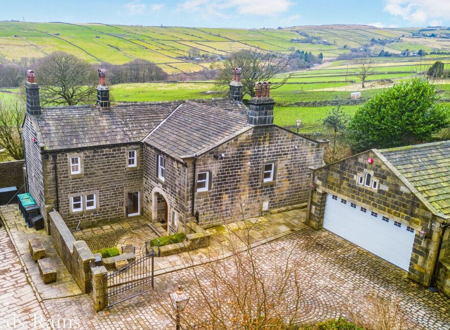 Main image of 4 bedroom Detached House to rent, Heptonstall, Hebden Bridge, West Yorkshire, HX7