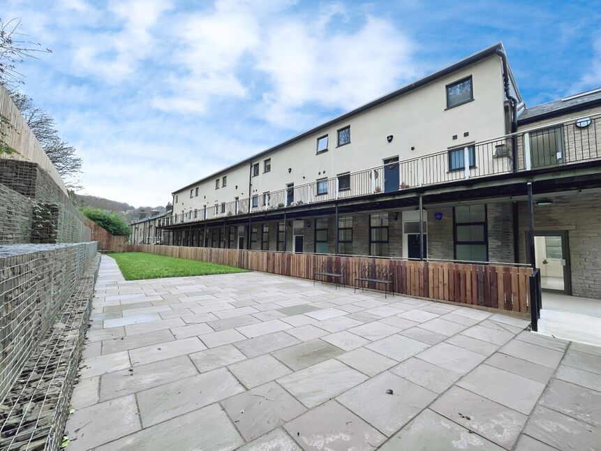 Main image of 2 bedroom  Flat to rent, Melbourne Street, Hebden Bridge, West Yorkshire, HX7