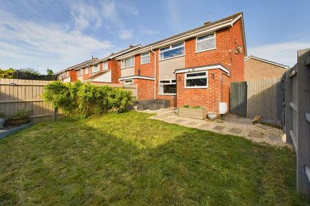 Moor Park, 3 bedroom Semi Detached House for sale, £290,000