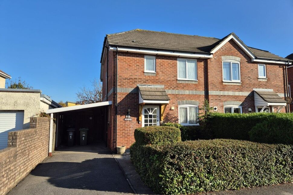 Main image of 3 bedroom Semi Detached House for sale, Knowles Road, Clevedon, North Somerset, BS21