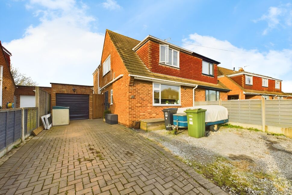 Main image of 3 bedroom Semi Detached House for sale, Shelley Avenue, Clevedon, North Somerset, BS21