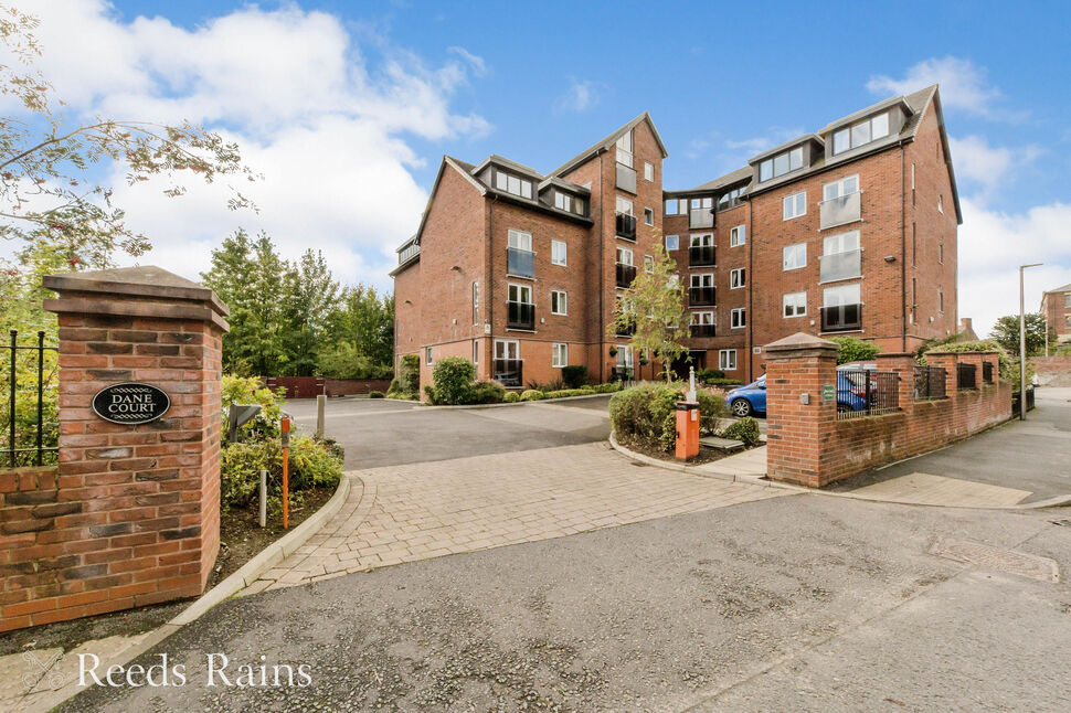 Main image of 2 bedroom  Flat for sale, Mill Green, Congleton, Cheshire, CW12