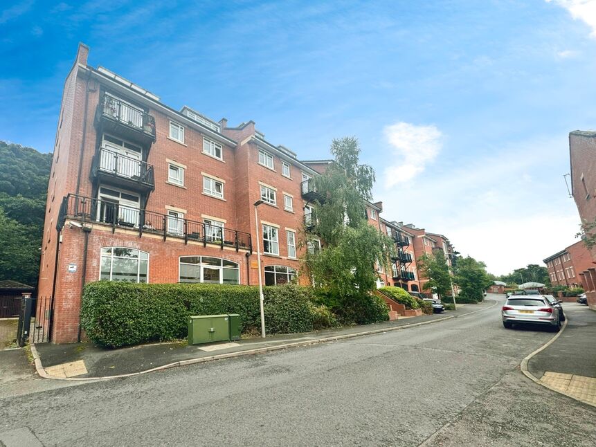 Main image of 2 bedroom  Flat for sale, Mill Green, Congleton, Cheshire, CW12