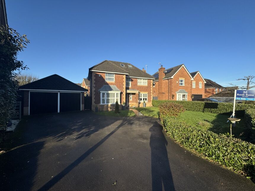 5 bedroom Detached House for sale