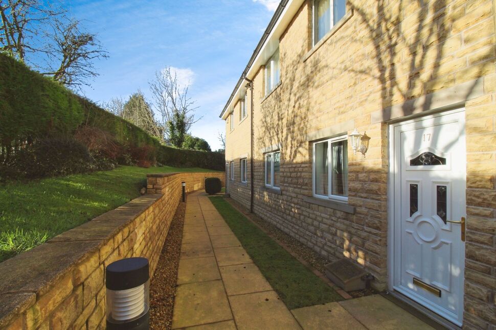 Main image of 2 bedroom  Flat to rent, Paddock Top Mews, Colne, Lancashire, BB8