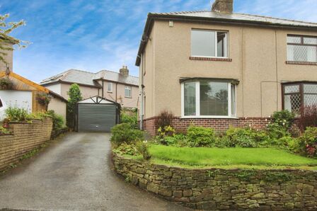 Lowther Lane, 3 bedroom Semi Detached House to rent, £895 pcm