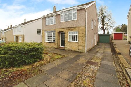 Lupton Drive, 4 bedroom Detached House for sale, £385,000