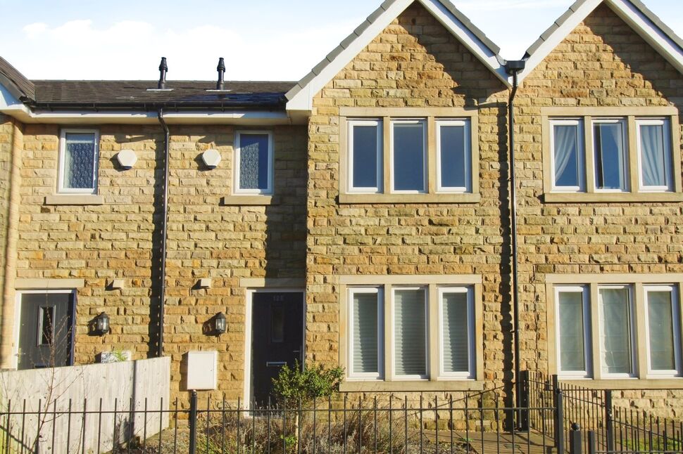 Main image of 3 bedroom Mid Terrace House to rent, Skipton Road, Colne, Lancashire, BB8