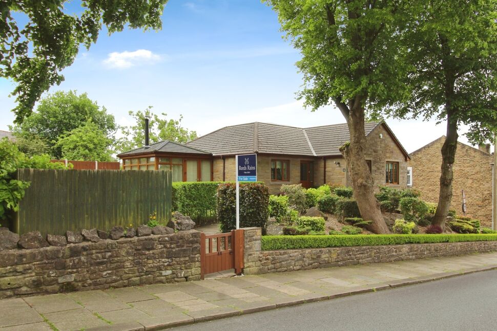 Main image of 3 bedroom Detached House for sale, Langroyd Road, Colne, Lancashire, BB8