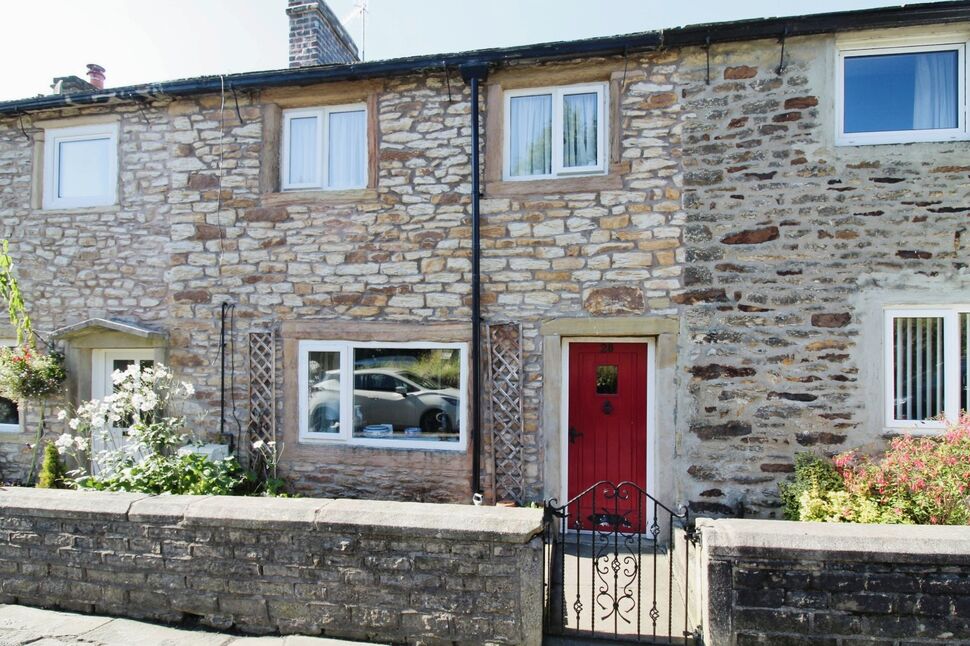 Main image of 1 bedroom Mid Terrace House for sale, Skipton Old Road, Foulridge, Lancashire, BB8