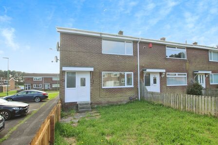 Lumley Drive, 2 bedroom End Terrace House for sale, £90,000