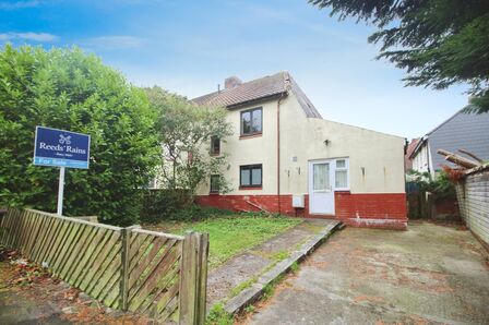 Thornfield Road, 3 bedroom Semi Detached House for sale, £80,000