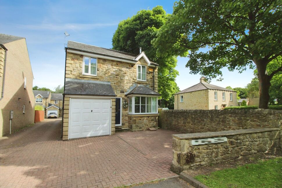 3 bedroom Detached House for sale