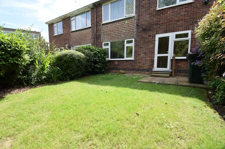 Braemar Close, 2 bedroom  Flat for sale, £140,000