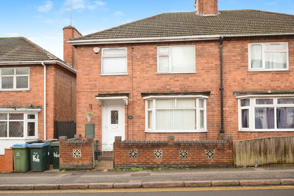 4 bedroom Semi Detached House for sale