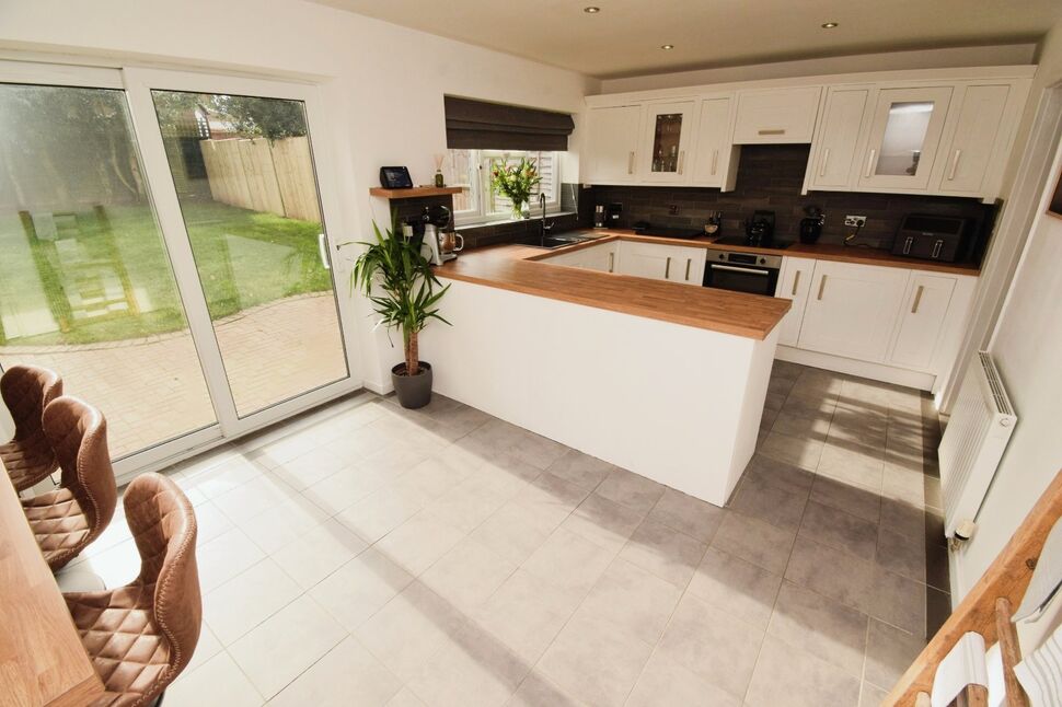 Refitted Kitchen / Dining Room