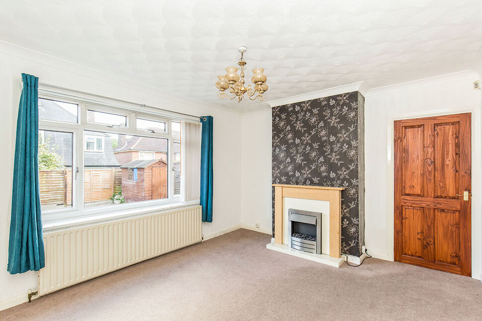 Main image of 2 bedroom Mid Terrace House to rent, Leeds, LS14