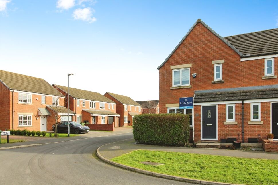 Main image of 3 bedroom Semi Detached House for sale, Alder Road, Whinmoor, West Yorkshire, LS14