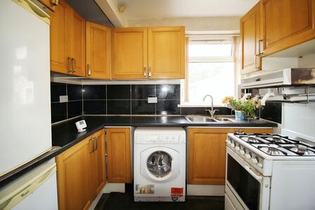 Stainburn Crescent, 5 bedroom Semi Detached House for sale, £450,000