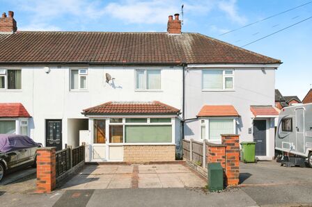 Pinfold Court, 3 bedroom Mid Terrace House for sale, £170,000