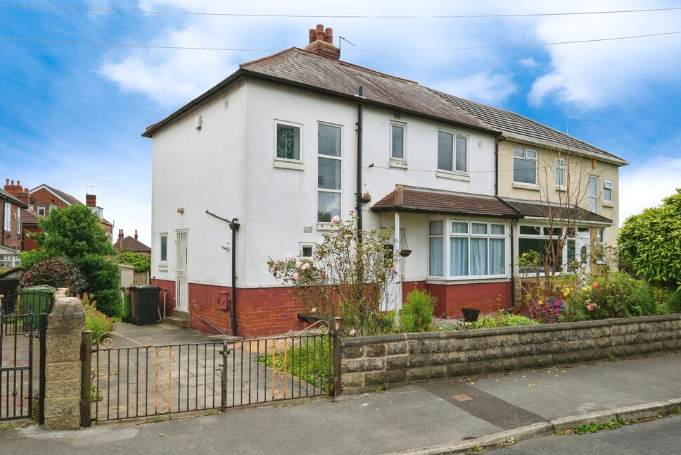 Main image of 3 bedroom Semi Detached House for sale, Ings Road, Leeds, West Yorkshire, LS9