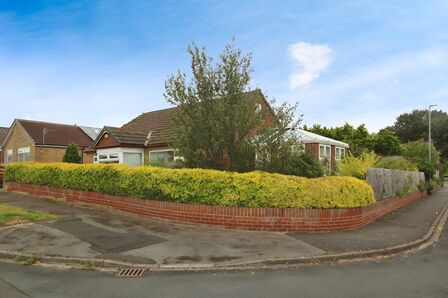 Templegate Road, 4 bedroom Detached Bungalow for sale, £340,000