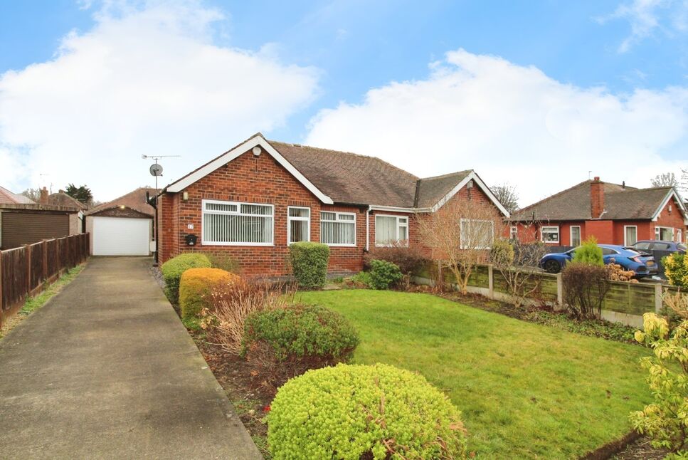 Main image of 2 bedroom Semi Detached Bungalow for sale, Pendas Walk, Leeds, West Yorkshire, LS15