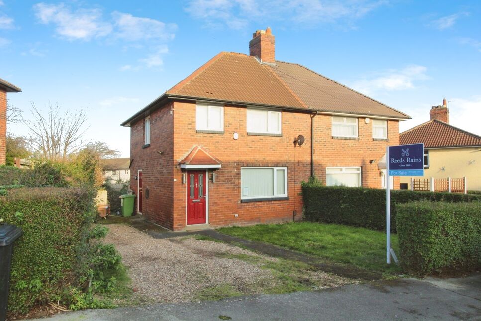 Main image of 3 bedroom Semi Detached House for sale, Rookwood Crescent, Leeds, West Yorkshire, LS9