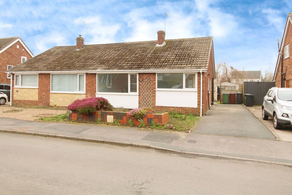 Main image of 2 bedroom Semi Detached Bungalow to rent, Montague Crescent, Garforth, West Yorkshire, LS25