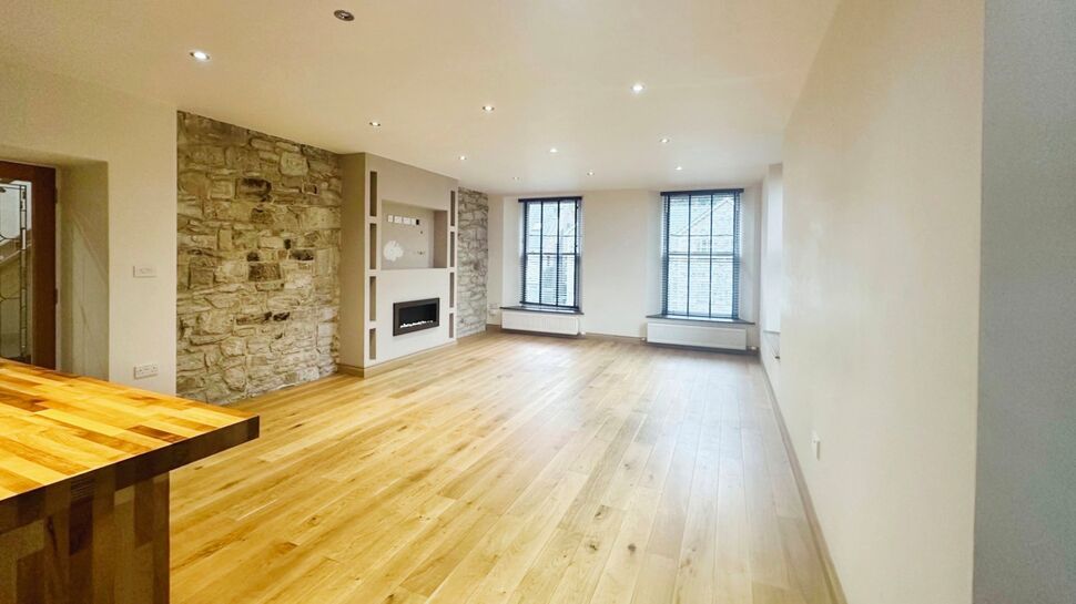 Main image of 4 bedroom  Flat to rent, Front Street, Burnopfield, Durham, NE16