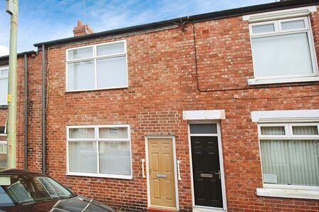 2 bedroom Mid Terrace House to rent