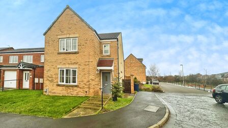 3 bedroom Detached House for sale