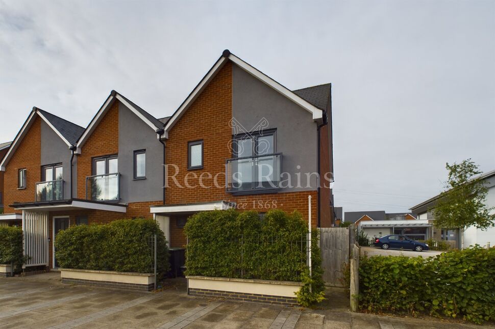 Main image of 3 bedroom End Terrace House for sale, Springhead Parkway, Northfleet, Kent, DA11