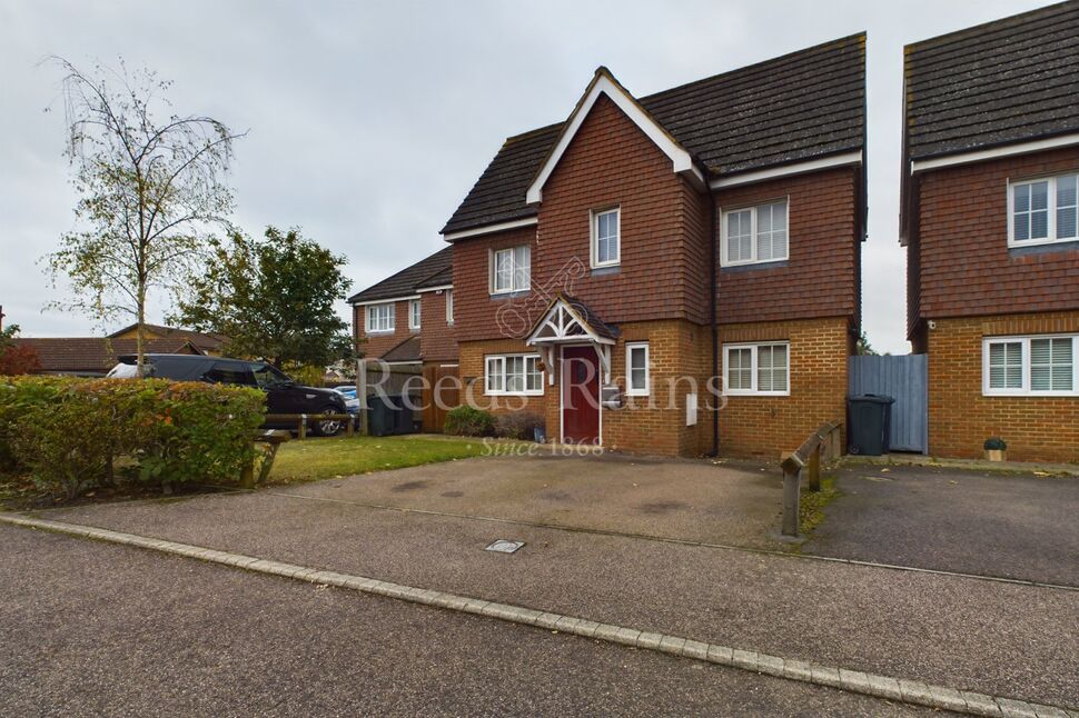 Main image of 5 bedroom Detached House for sale, Paper Mill Lane, Dartford, Kent, DA1