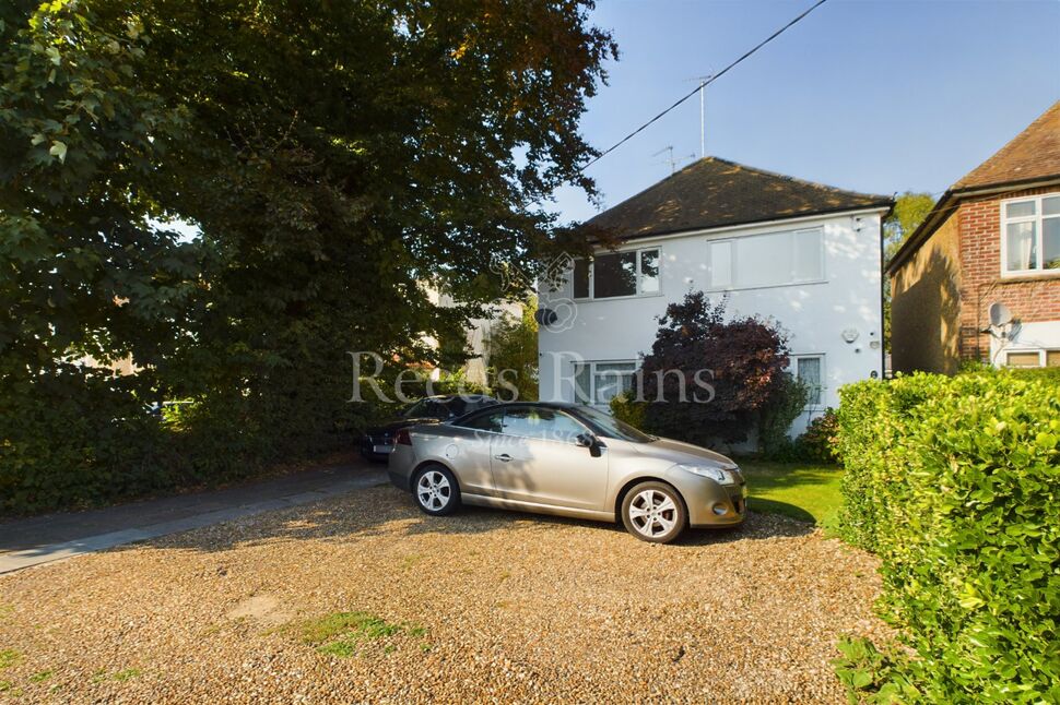 Main image of 3 bedroom  Flat for sale, Devon Road, South Darenth, Kent, DA4