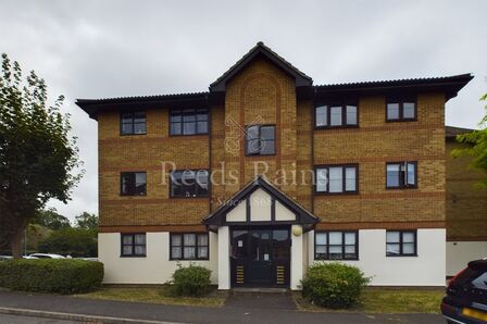 Osbourne Road, 1 bedroom  Flat for sale, £175,000