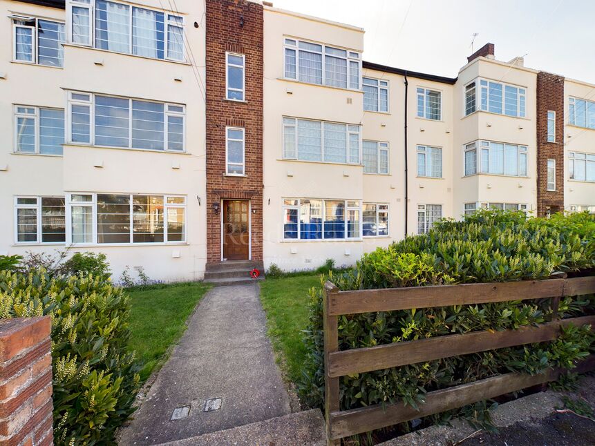 Main image of 2 bedroom  Flat for sale, Spring Vale South, Dartford, Kent, DA1