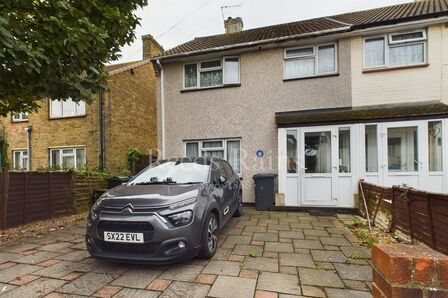 3 bedroom End Terrace House for sale