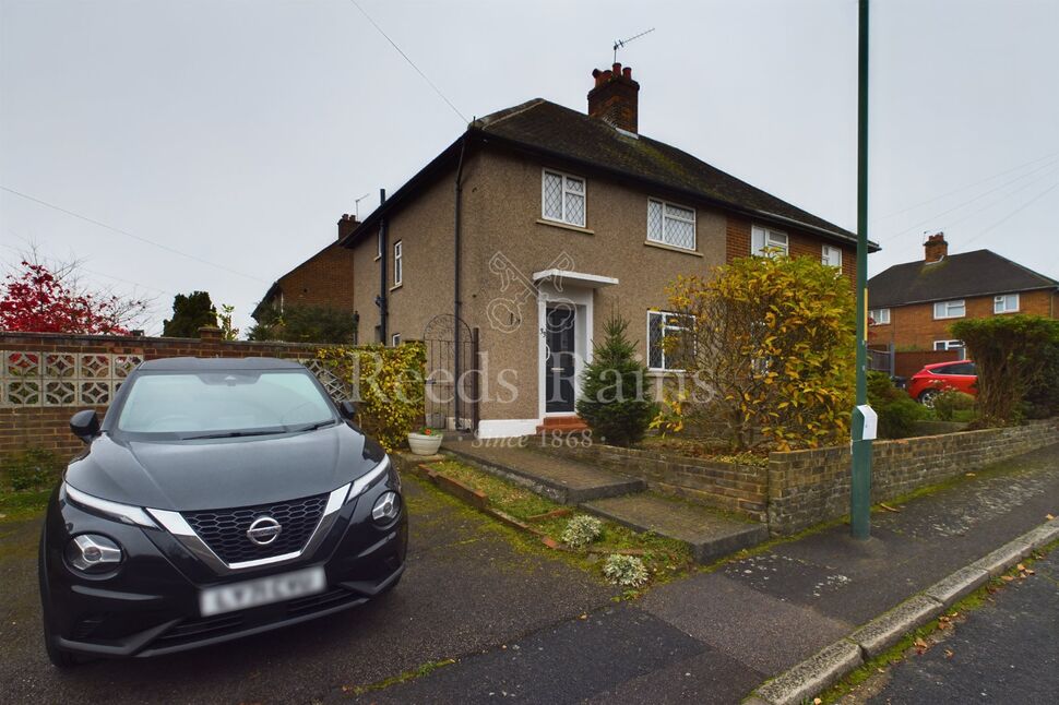 Main image of 3 bedroom Semi Detached House for sale, Laburnum Avenue, Dartford, Kent, DA1