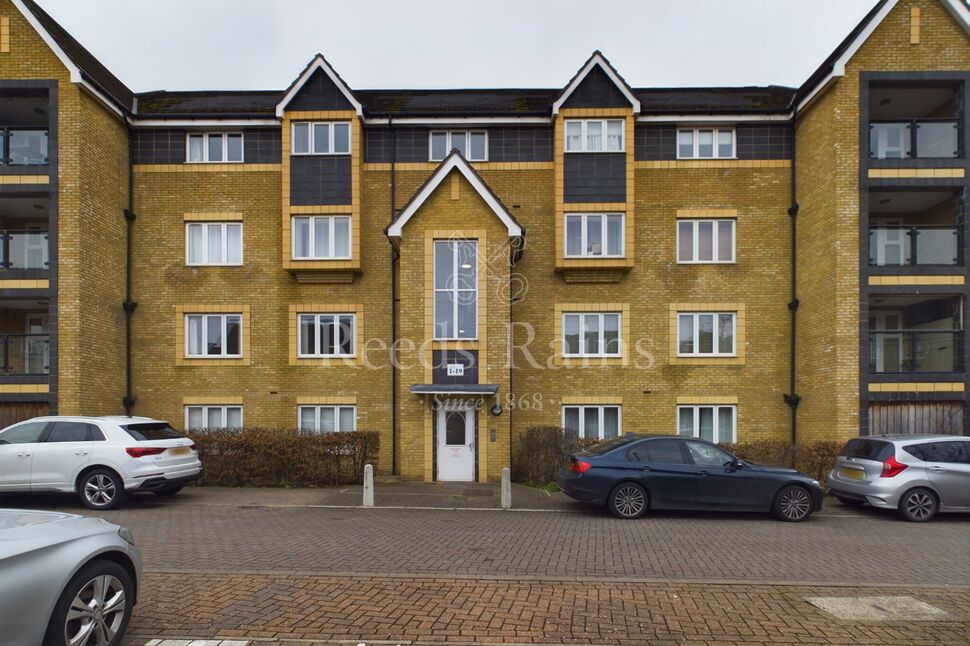 Main image of 2 bedroom  Flat for sale, Stone House Lane, Dartford, Kent, DA2