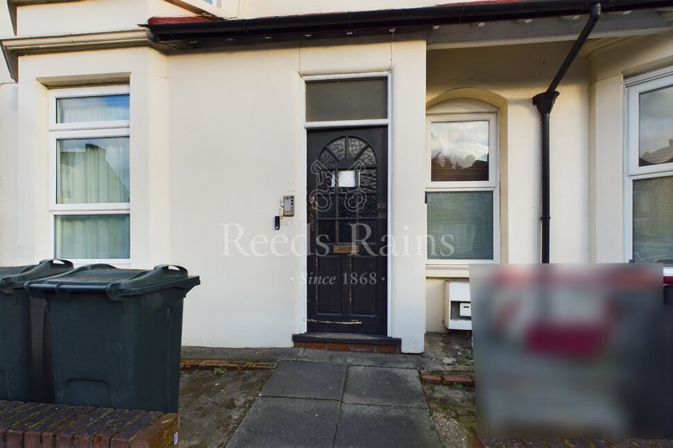 1 bedroom  Flat for sale