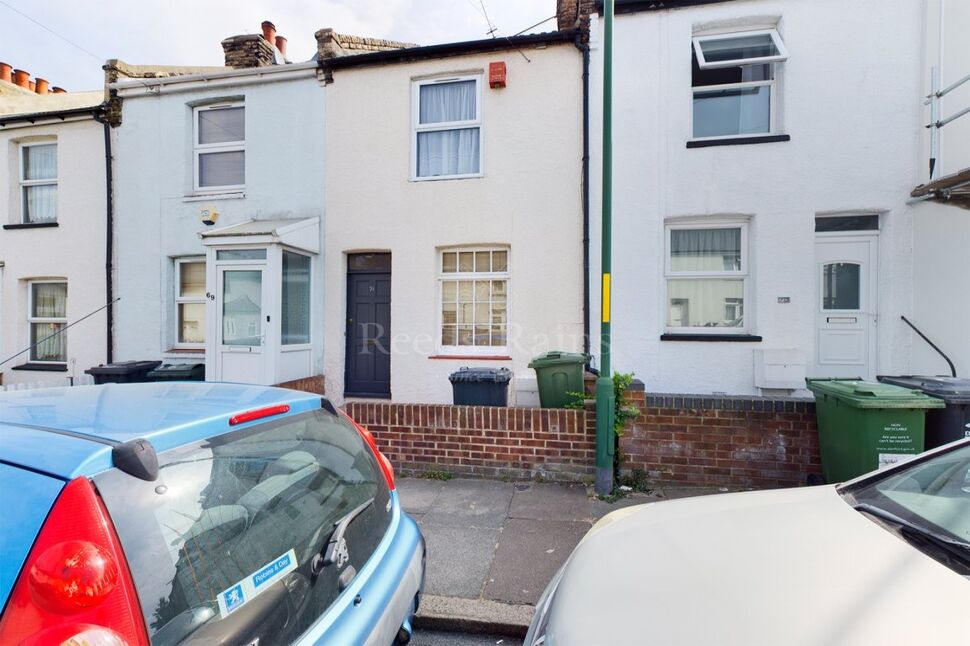 Main image of 2 bedroom Mid Terrace House for sale, Howard Road, Dartford, Kent, DA1