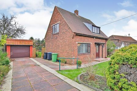 Linden Road, 3 bedroom Detached House to rent, £750 pcm