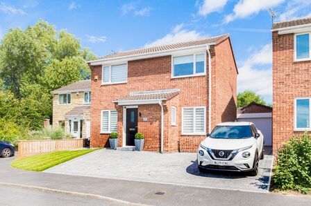 Scardale Way, 3 bedroom Detached House for sale, £280,000